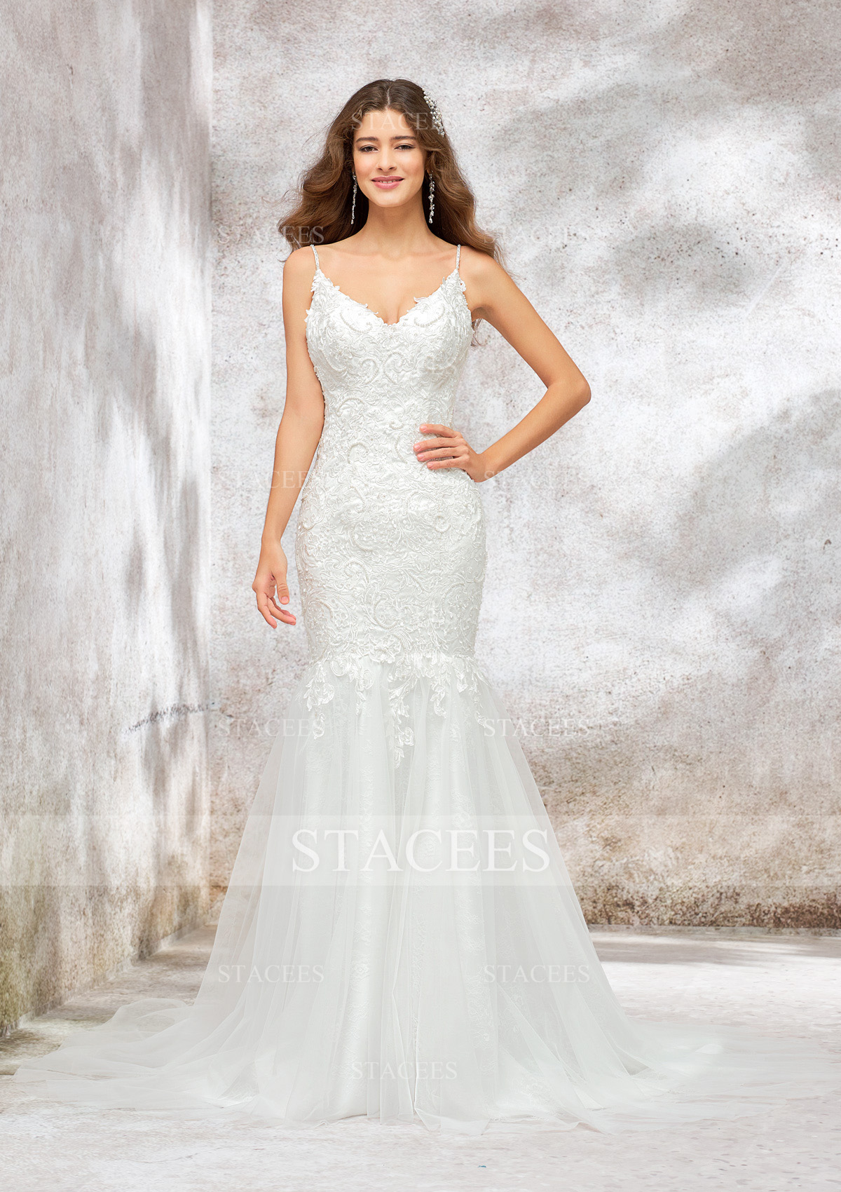 Trumpet/Mermaid V Neck Sleeveless Chapel Train Tulle Lace