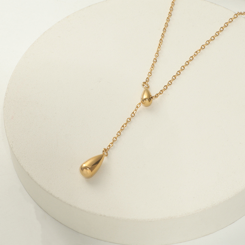 Basic Exquisite Female Titanium Steel Necklace