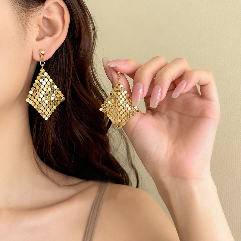 Charming Sparking Female Alloy Earrings