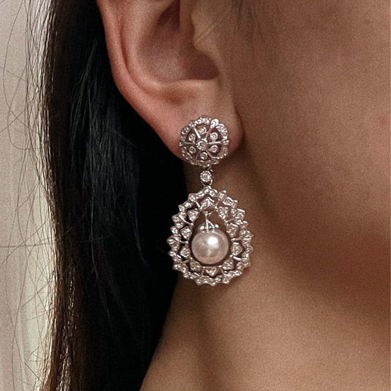 Charming Luxurious Vintage Alloy Imitation Pearls Earrings with Cubic Zirconia